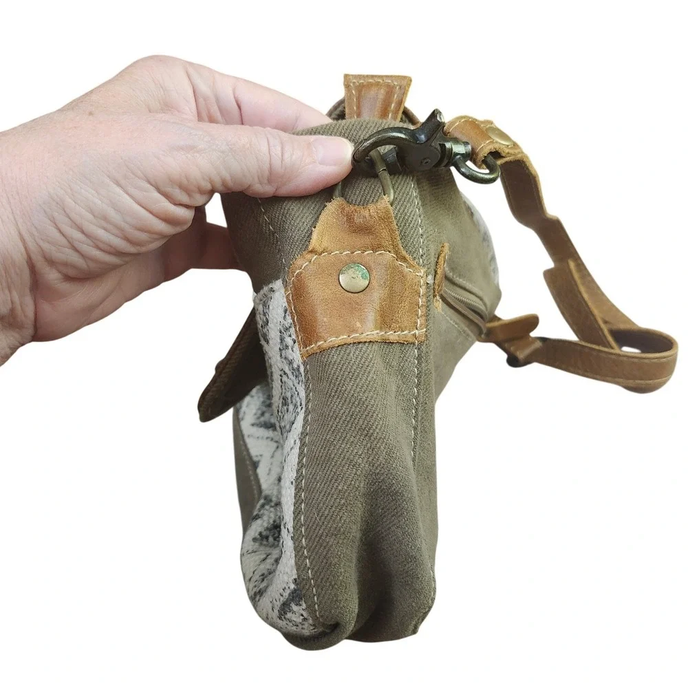 Myra Bag Spellbound Canvas Leather Earthy Hippy Messenger Bag Olive‎ Green Boho